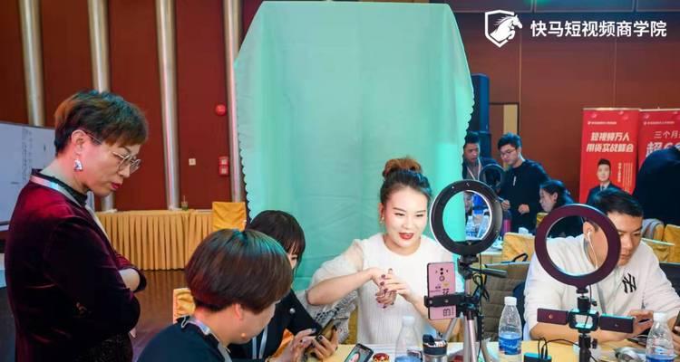 想做直播带货不知从何下手？如何快速入门并成功销售？