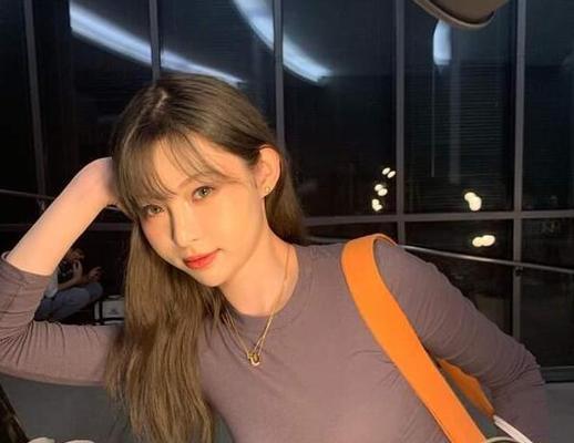 女生在抖音上拍什么内容容易火？如何打造爆款视频？