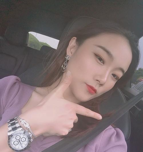 小红书爱剪辑的人叫什么？如何找到他们并学习剪辑技巧？